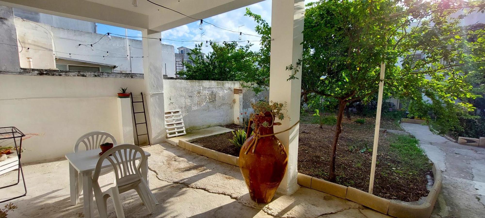 Jonia Appartamento Vacanze Vicino Al Mare Con Giardino Пулзано Екстериор снимка